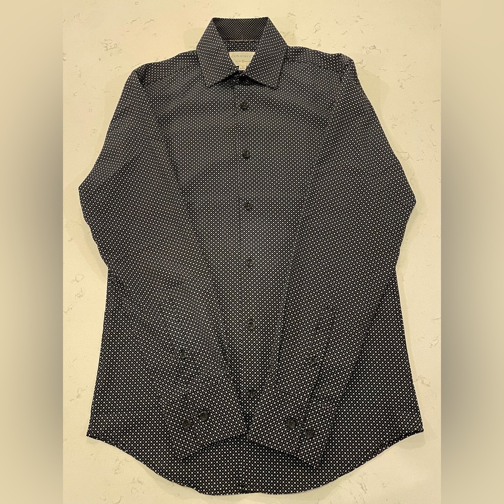 Construct men’s long sle button down shirt